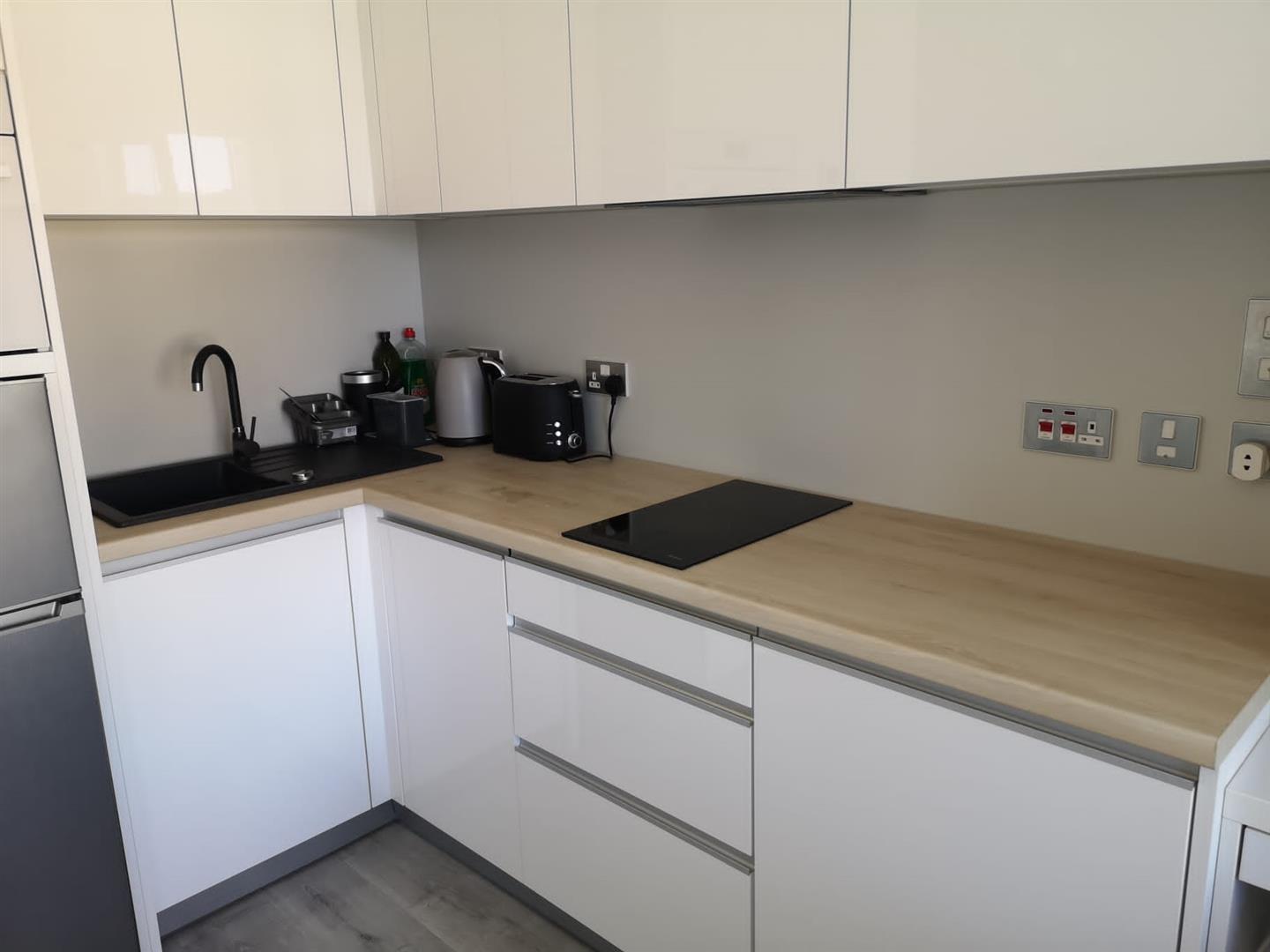 Image of Apartment - 1 Bathrooms for Rental in The Hub-Gibraltar, Image 2